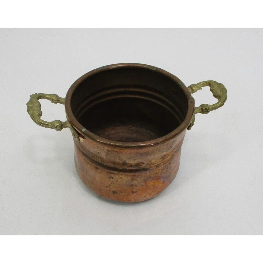 Vtge hammered Copper Dovetail Brass Handle Pot Kitchenware 6 .5